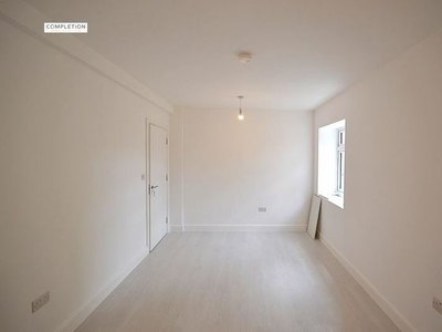 1 bedroom ground floor flat to rent London, E4 8DB