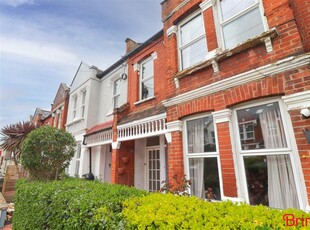 1 bedroom maisonette for rent in Astonville Street, Southfields, SW18