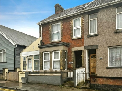 1 bedroom terraced house for rent in Canterbury Street, Gillingham, Kent, ME7
