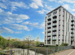 2 bedroom apartment for rent in CENTURY TOWER, Shire Gate, Chelmsford, CM2