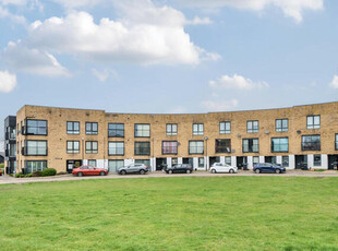 2 Bedroom Apartment For Sale In Gravesend