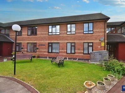 2 bedroom apartment for sale in Jasmine Court, Wigston, LE18
