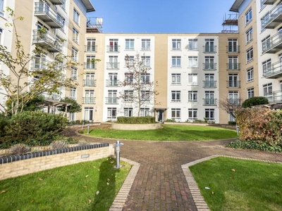 2 bedroom apartment for sale in Kenavon Drive, Reading, RG1