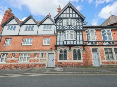 2 bedroom apartment for sale in Lawrence House, Cecil Street, Lincoln, LN1