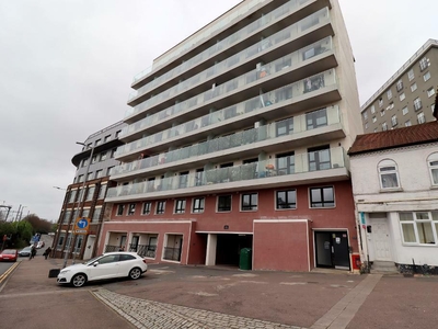 2 bedroom apartment for sale in Midland Road, Town Centre, Luton, Bedfordshire, LU2 0GH, LU2