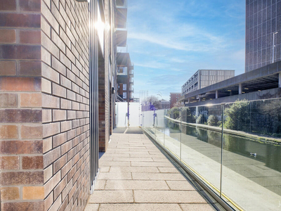 2 bedroom apartment for sale in The Regent, Snow Hill Wharf, 64 Shadwell Street, B4