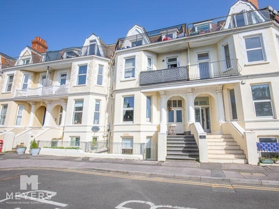 2 bedroom apartment for sale in The Salterns, 15-16 Undercliff Road, Bournemouth, BH5