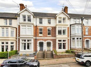 2 Bedroom Apartment For Sale In Tunbridge Wells, Kent