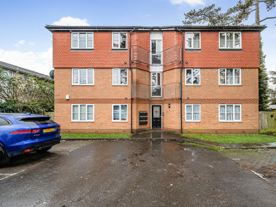 2 bedroom apartment for sale in Westcote Road, Reading, Berkshire, RG30