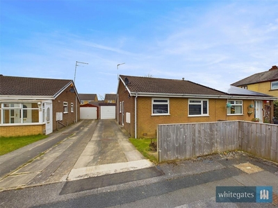 2 bedroom bungalow for sale in Rosewood Grove, Bradford, West Yorkshire, BD4