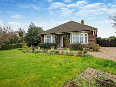 2 bedroom detached bungalow for sale in White Horse Lane, Otham, Maidstone, ME15