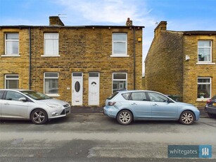 2 bedroom end of terrace house for rent in Mount Street, Eccleshill, Bradford, West Yorkshire, BD2
