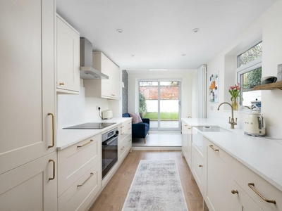 2 bedroom end of terrace house for sale in Atlas Road, Victoria Park, BS3