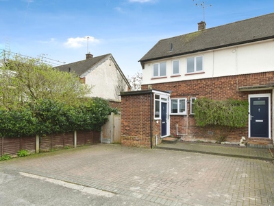 2 bedroom end of terrace house for sale in Carisbrook Road, Pilgrims Hatch, Brentwood, Essex, CM15