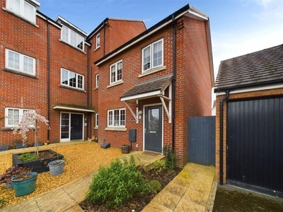 2 Bedroom End Of Terrace House For Sale In Cheltenham, Gloucestershire