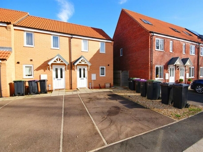 2 bedroom end of terrace house for sale in Furnace Close, North Hykeham, Lincoln, LN6
