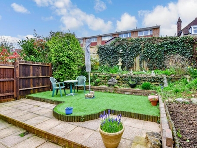 2 bedroom end of terrace house for sale in St. Anne's Court, Maidstone, Kent, ME16