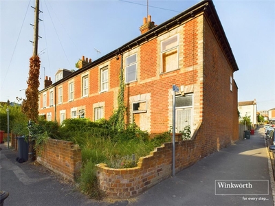 2 bedroom end of terrace house for sale in The Grove, Reading, Berkshire, RG1