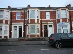 2 bedroom flat for rent in Helmsley Road, Sandyford, Newcastle upon Tyne, NE2
