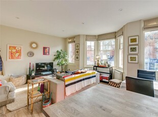 2 bedroom flat for rent in New Kings Road,
Parsons Green, SW6