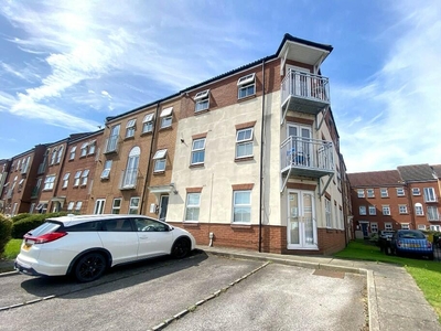 2 bedroom flat for rent in Plimsoll Way, Hull, East Riding Of Yorkshire, HU9