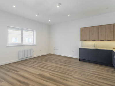 2 bedroom flat for rent in Progressive Close, Foots Cray, Sidcup, DA14 5HP, DA14