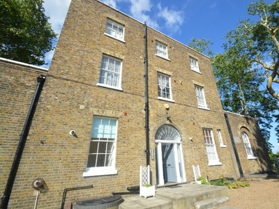 2 bedroom flat for rent in Vicarage Park, London, SE18 7SX , SE18