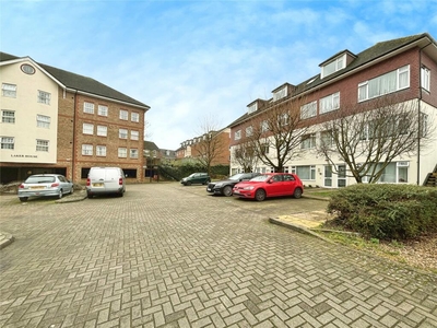 2 bedroom flat for sale in Canning Street, Maidstone, Kent, ME14