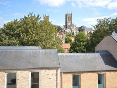 2 bedroom flat for sale in Museum Court, Lincoln, Lincolnshire, LN2