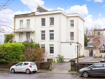 2 bedroom flat for sale in Richmond Hill Avenue | Clifton, BS8