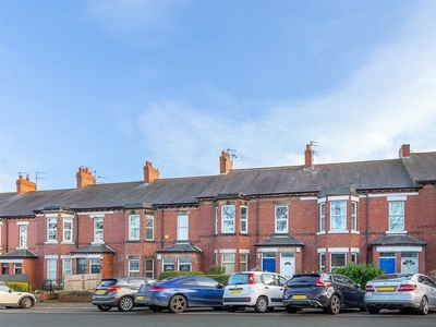 2 bedroom flat for sale in Salters Road, Gosforth, Newcastle upon Tyne, NE3