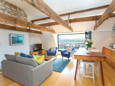 2 bedroom penthouse for sale in Brunswick Place, Bath, Somerset, BA1