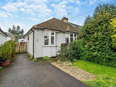 2 bedroom semi-detached bungalow for sale in Winifred Road, Bearsted, Maidstone, ME15