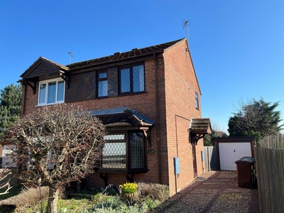 2 bedroom semi-detached house for sale in Chedworth Road, Lincoln, LN2