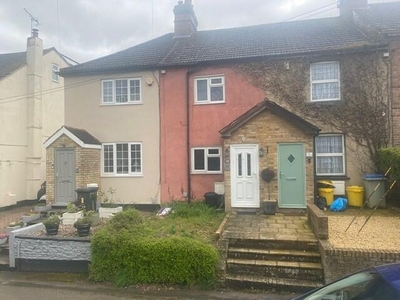 2 bedroom terraced house for rent in Button Street, Swanley, BR8