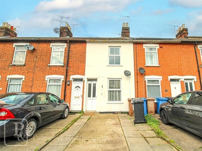 2 bedroom terraced house for rent in Woodbridge Road, Ipswich, Suffolk, IP4