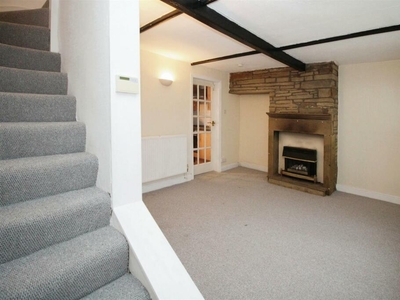 2 bedroom terraced house for sale in Apperley Road, Bradford, BD10 9RR, BD10