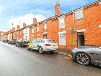 2 bedroom terraced house for sale in Belmont Street, Lincoln, Lincolnshire, LN2