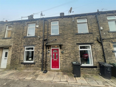 2 bedroom terraced house for sale in Commercial Street, Queensbury, Bradford, BD13