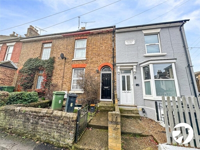2 bedroom terraced house for sale in Melville Road, Maidstone, Kent, ME15