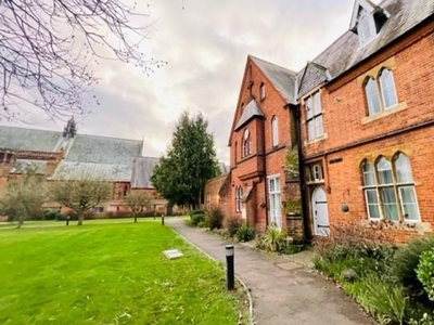 3 Bed Flat/Apartment To Rent in Windsor, Berkshire, SL4 - 632