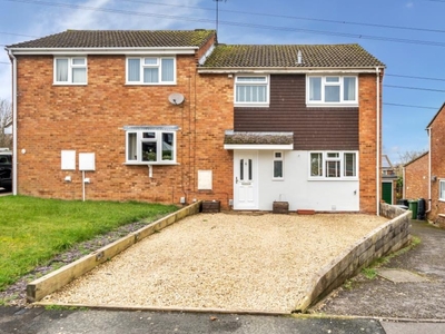 3 Bed House For Sale in Swindon, Wiltshire, SN25 - 5337646