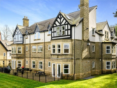 3 bedroom apartment for sale in Apartment 17, Park Avenue, Roundhay, Leeds, West Yorkshire, LS8
