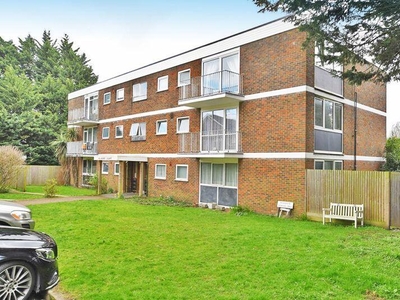 3 bedroom apartment for sale in Ardenlee Drive, Maidstone, ME14