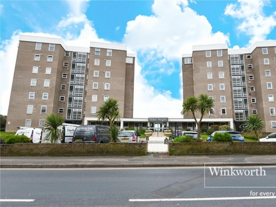 3 bedroom apartment for sale in Boscombe Cliff Road, Bournemouth, BH5