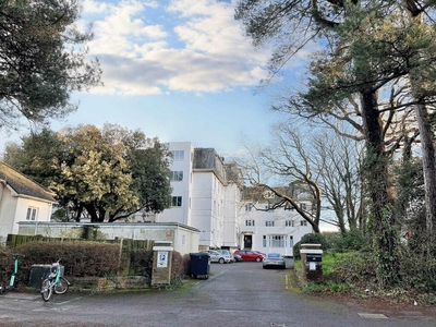 3 bedroom apartment for sale in East Cliff , Manor Road, Bournemouth, BH1