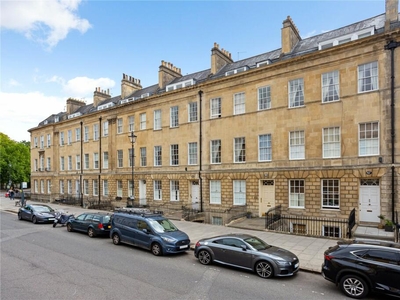 3 bedroom apartment for sale in Great Pulteney Street, Bath, Somerset, BA2
