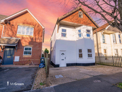 3 bedroom apartment for sale in Paisley Road, Southbourne, BH6