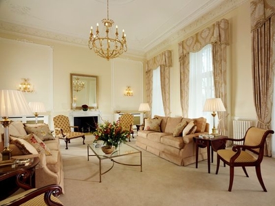 3 bedroom apartment to rent London, SW7 5EW