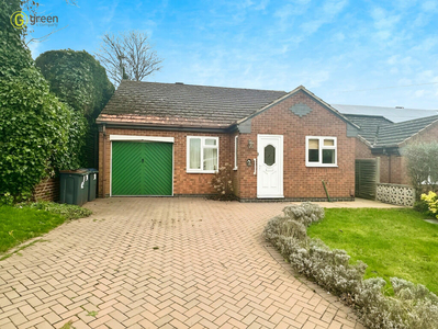 3 bedroom detached bungalow for sale in Charlecote Gardens, Sutton Coldfield, B73